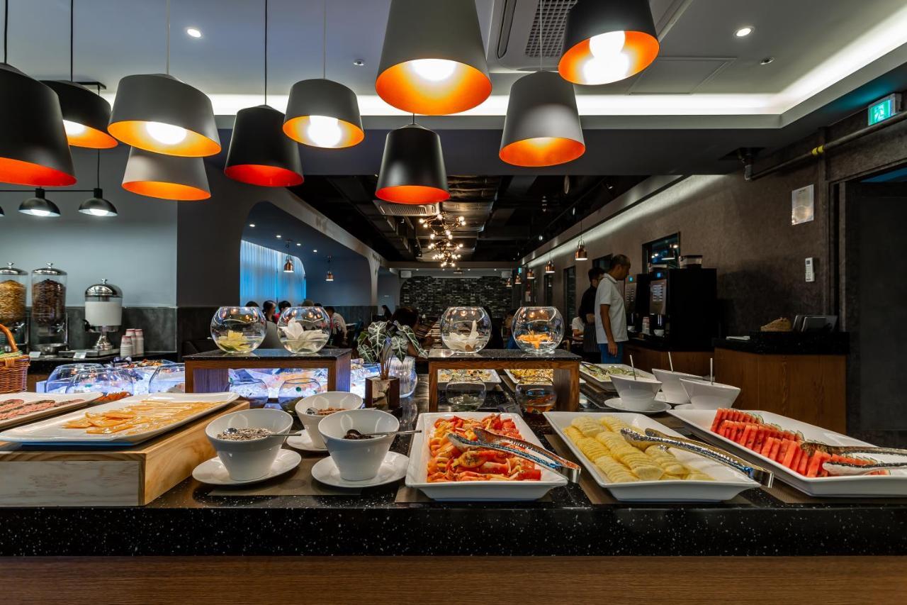 Centum Primus โรงแรม 4*