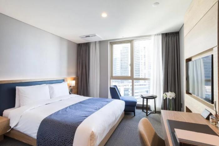 โรงแรม Centum Primus